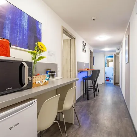 Rakoczi 4 Bedroom Centre Budapest