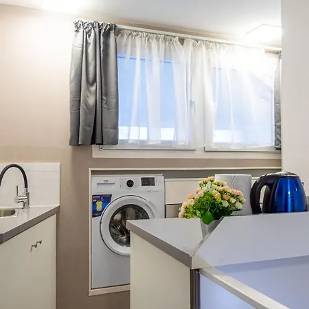 Rakoczi 4 Bedroom Centre *