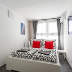 Rakoczi 4 Bedroom Centre Apartment