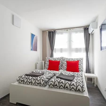 Rakoczi 4 Bedroom Centre Lägenhet