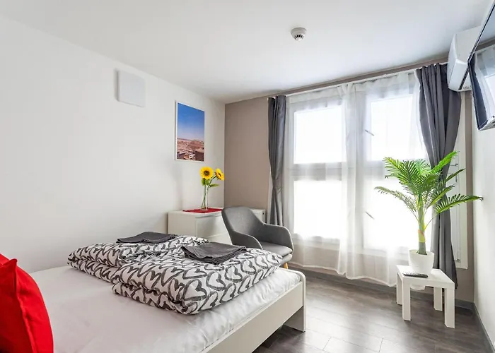 Rakoczi 4 Bedroom Centre * Budapeşte
