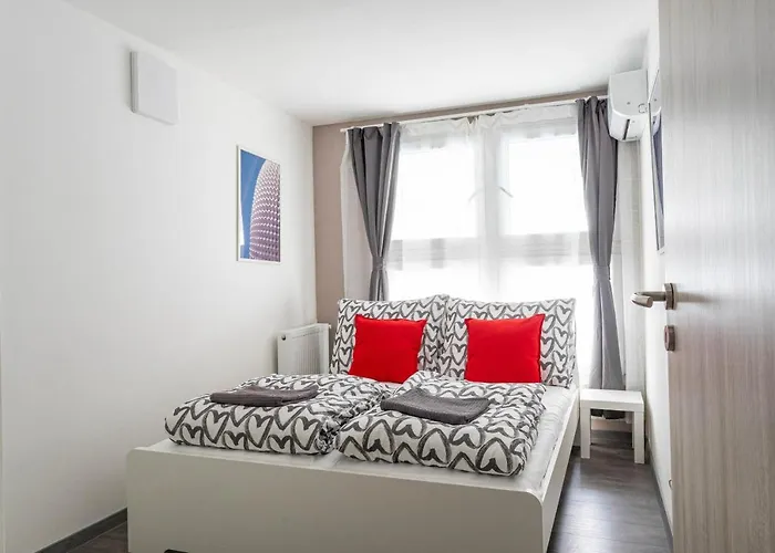 Rakoczi 4 Bedroom Centre